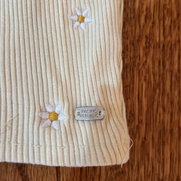 Woman tank top yellow Ribbed with buttons and flower pattern size xs - Picture 5 of 8